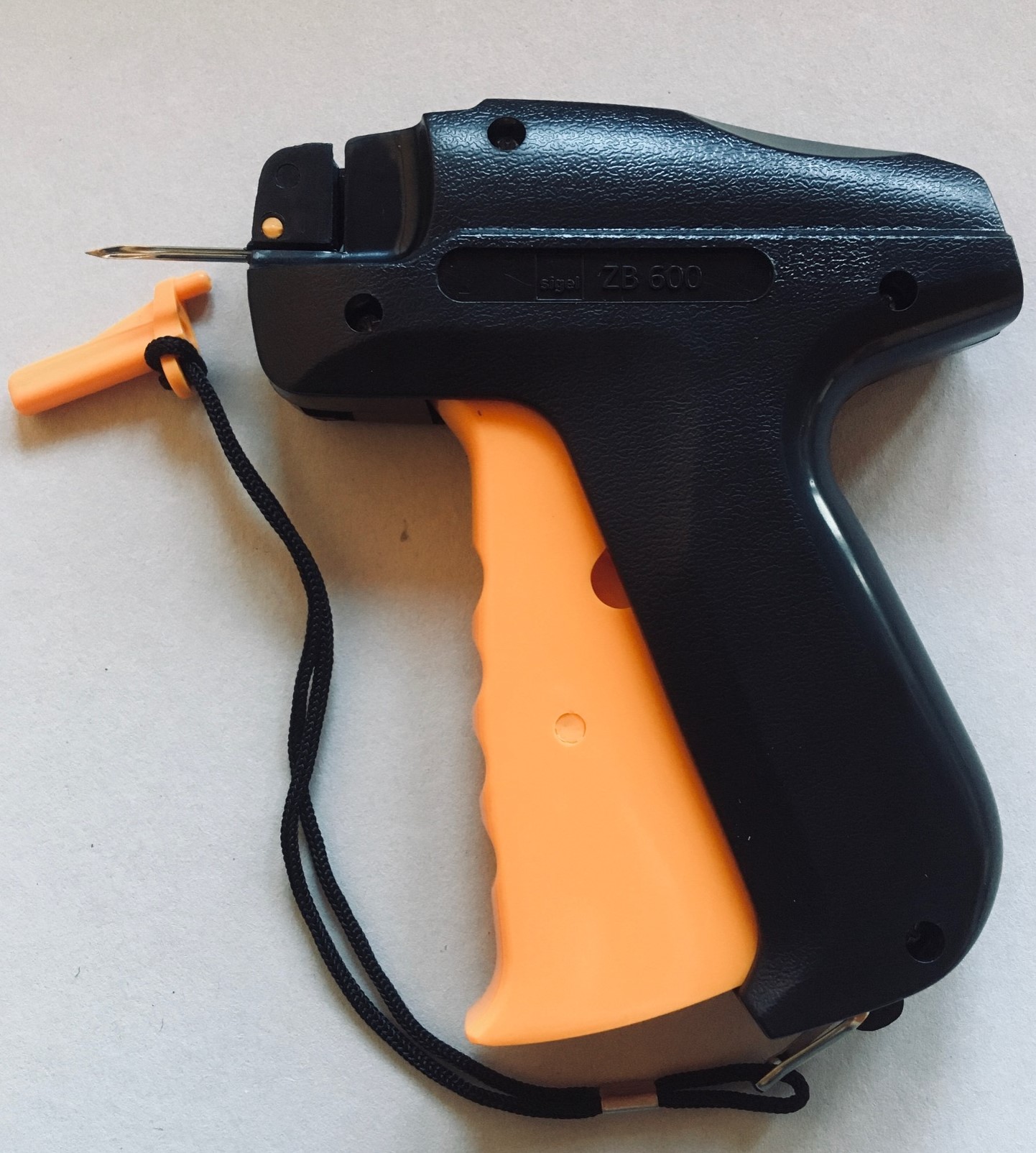 Anschieß-Pistole Sigel ZB600